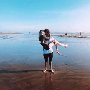 Meet your Posher, Kaitlynn